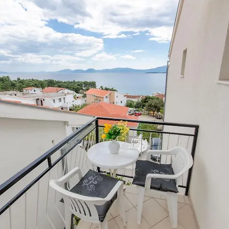 Knezovicapartments Zivogosce Exterior photo
