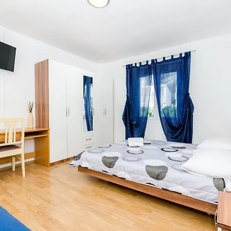 Knezovicapartments Zivogosce Exterior photo
