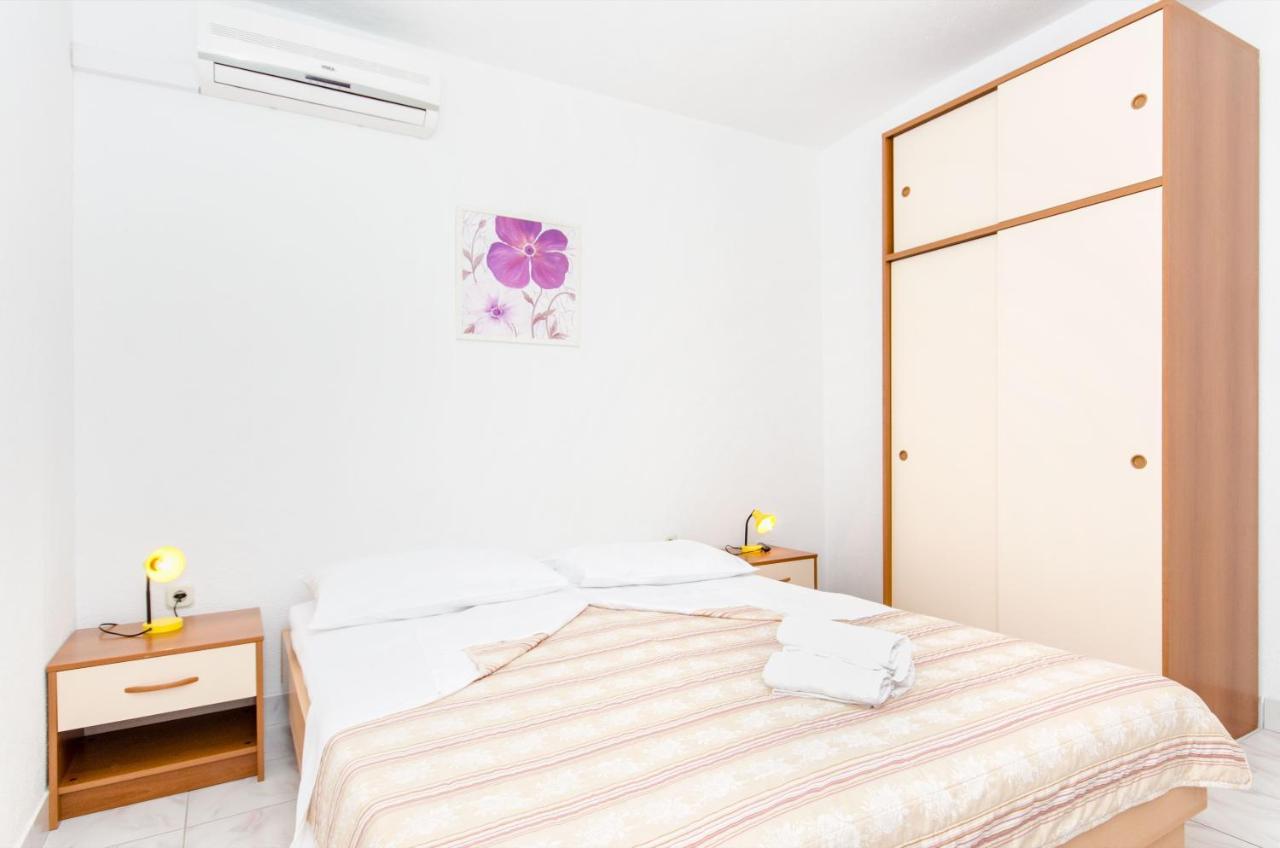 Apartman Knezovicapartments