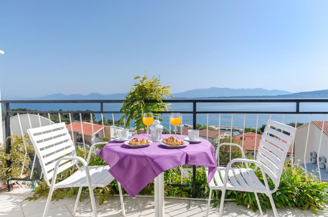 Knezovicapartments * Zivogosce