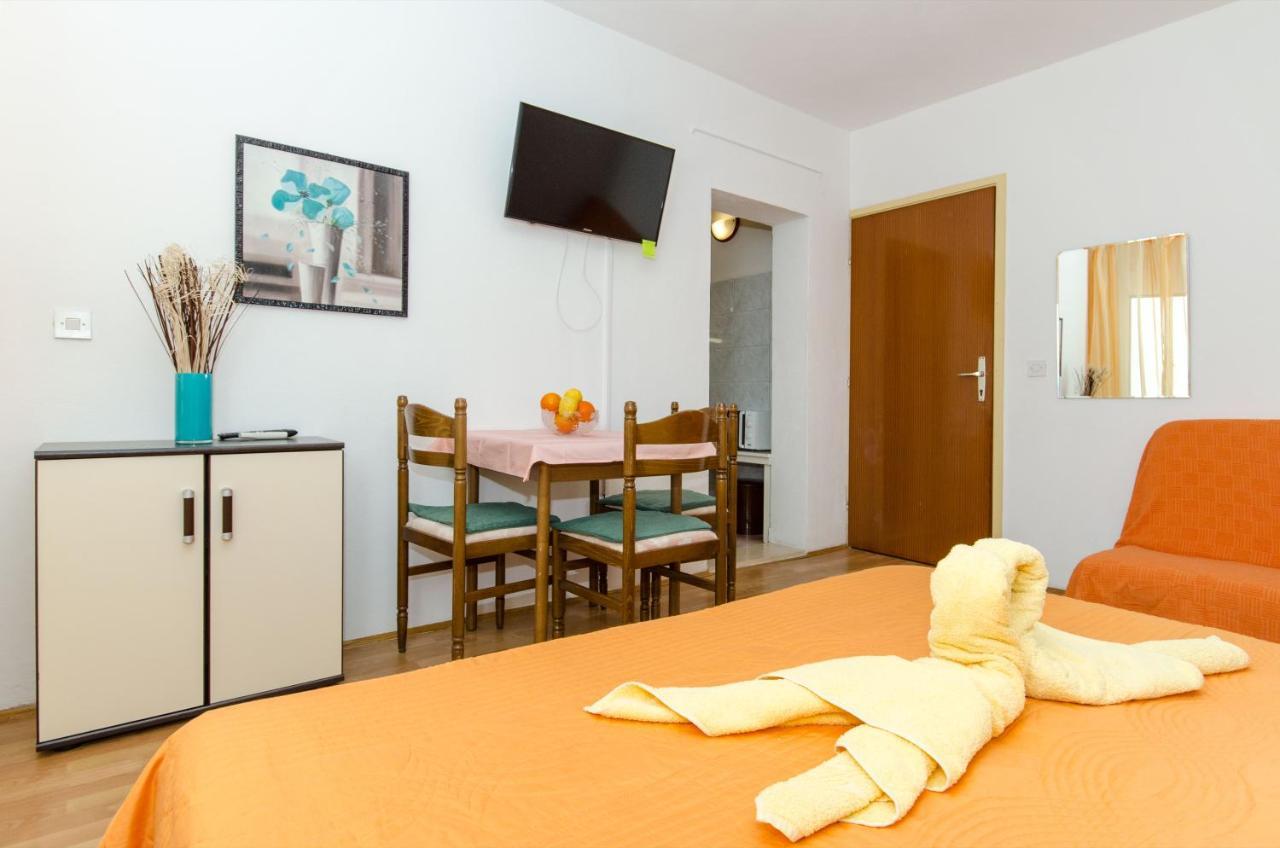 Apartment Knezovicapartments *