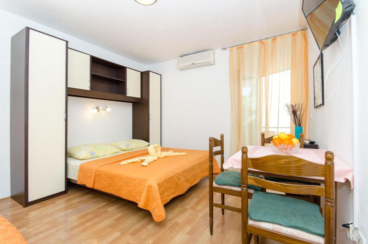 Knezovicapartments Zivogosce